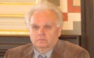 <p align="JUSTIFY"><strong>Vážené seniorky, Vážení senioři,</strong></p>
<p align="JUSTIFY">otevíráte konsolidované stránky konfederace organizací, klubů a institucí, které se snaží sloužit seniorům. Vašeho zájmu si Vážíme, děkujeme za podněty, připomínky, za podporu a pomoc. Kromě měsíčníku „Doba seniorů“ jde o další informační médium Rady, věřím, že se stane médiem Vaším.</p>
<p align="JUSTIFY">S úctou</p>
<p align="JUSTIFY">Zdeněk Pernes – předseda Rady seniorů ČR</p>