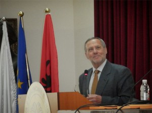 Předseda krajské rady seniorů Miloš Vajs při projevu.