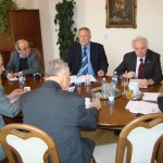 Alois Malý, JUDr. Václav Roubal, Mgr. František Vonderka, ing. Milan Taraba a dr. Zdeněk Pernes s ministrem Babišem