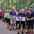 Letošní vyvrcholení aktivizačního programu sportovní hry seniorů se odehrálo v Pardubicích. V areálu  univerzity Pardubice klání, se  v tradičním desetiboji družstev kromě utkaly týmy ze všech krajů České republiky, týmy členských organizací ČSŽ, OSŽ, SDS a rovněž hosté z Polska a Slovenska. Závodníci, ale i diváci, kteří jim přišli fandit, si pak mohli zasoutěžit ve vložených disciplínách, kterými byly mölkki, cornhole a hod oštěpem.
A jak klání devatenácti týmů nakonec dopadlo? Na třetím místě skončil tým Krajské rady seniorů Moravskoslezského kraje, druhé místo si odvezl tým Krajské rady seniorů Plzeňského kraje a vítězství vybojovalo družstvo Krajské rady seniorů Olomouckého kraje.
(článek pokračuje kliknutím na nadpis)
