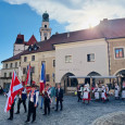 Osmdesát let baráčníků v Prachaticích: tradice, která žije <a onclick="javascript:pageTracker._trackPageview('/downloads/wp-content/uploads/2026/09/OBV-80-8.jpg');" href="https://www.rscr.cz/wp-content/uploads/2026/09/OBV-80-8.jpg"><img class="alignnone size-medium wp-image-29404" title="OBV 80 (8)" src="https://www.rscr.cz/wp-content/uploads/2026/09/OBV-80-8-300x213.jpg" alt="" width="300" height="213" />…</a>
Obec baráčníků VITORAZ Prachatice oslavila osmdesát let od svého založení. Do Prachatic přijelo na padesát